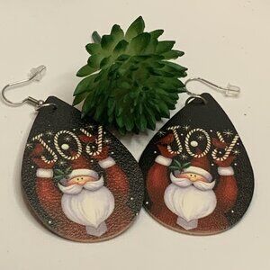 Santa Earring, Christmas Earring, Santa Claus Earring, Gift Idea, Holiday